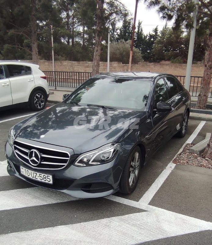 Mercedes E 220 d 4MATIC 2.2 L, 2015, 300 000 km 10-UZ-585 — Avtomobillər, Sumqayıt