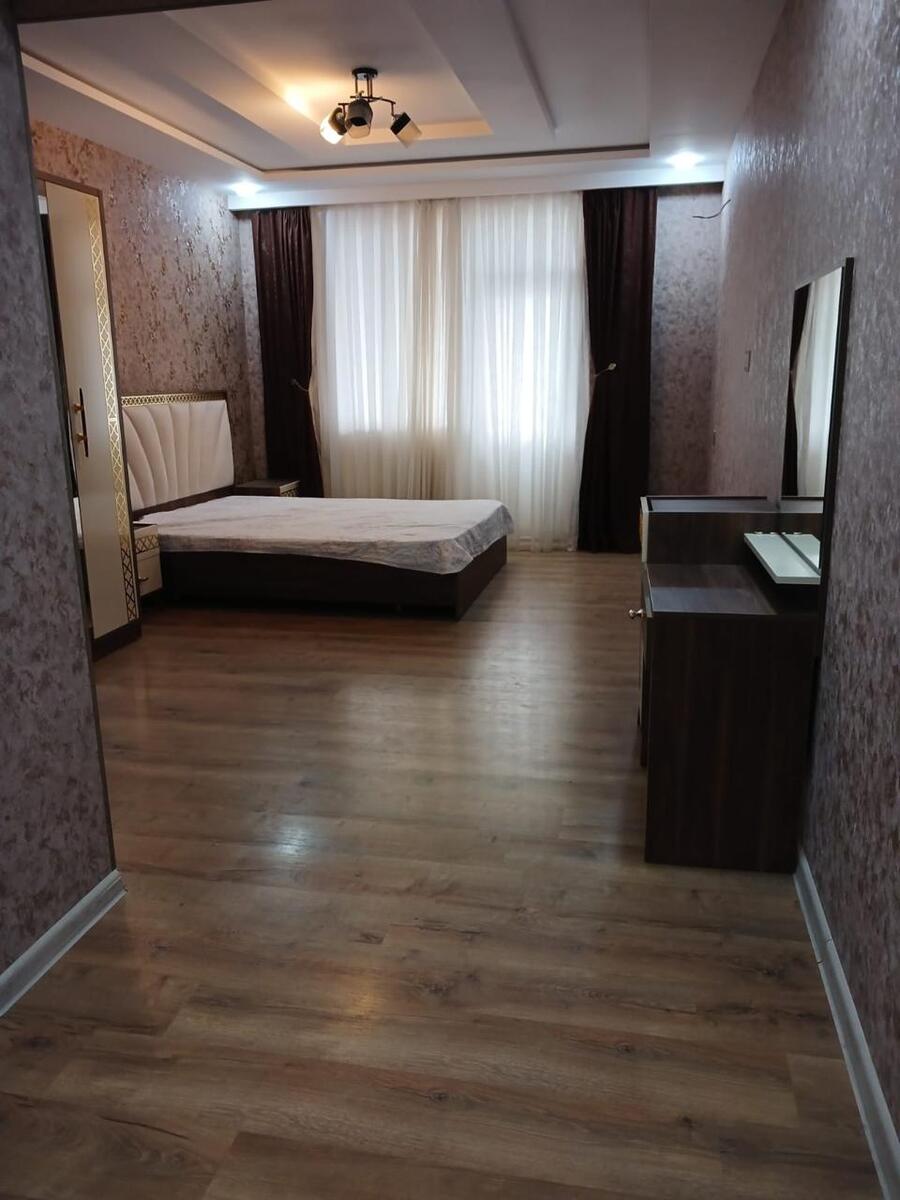 İcarəyə verilir 3 otaqlı yeni tikili 130 m² — Mənzil, Bakı (5)