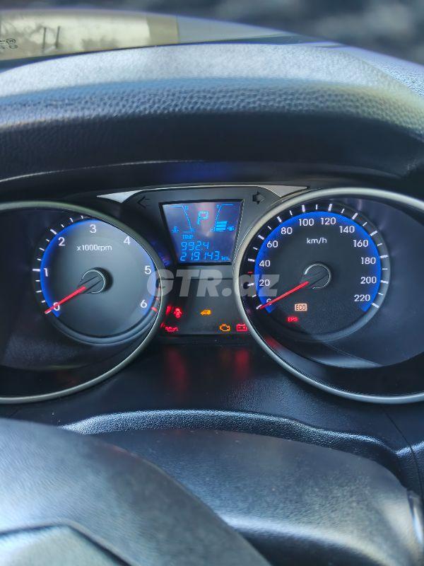 Hyundai Tucson 2.0 L, 2010, 219 000 km 77-HF-162 — Avtomobillər, Bakı (5)