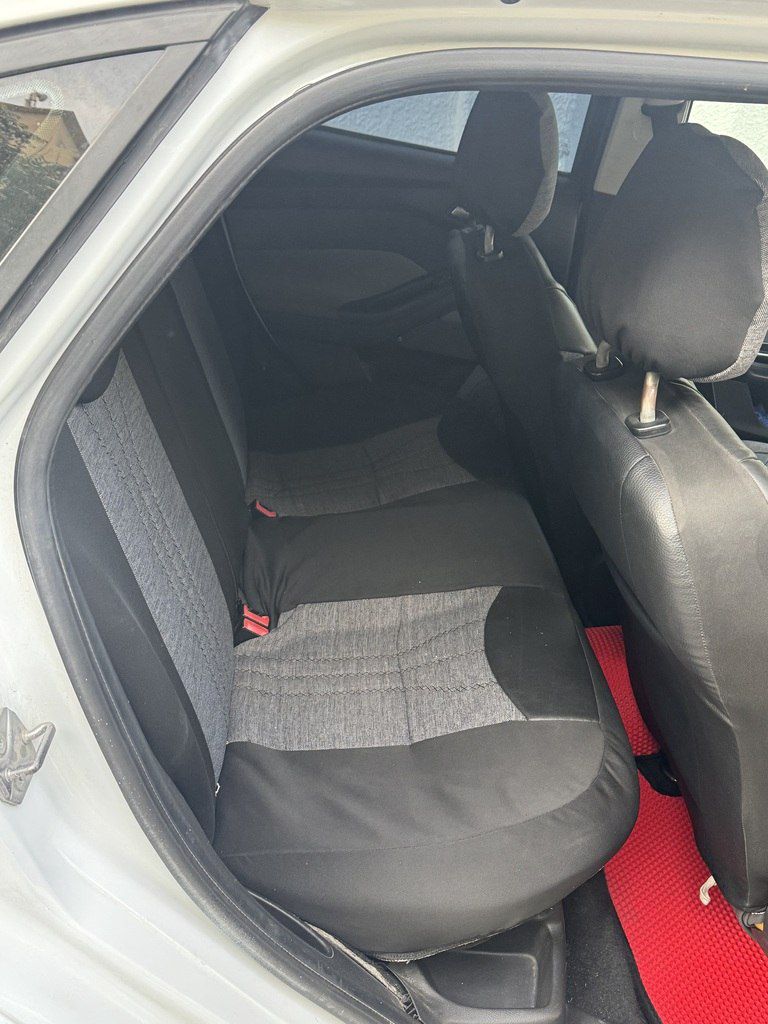Ford Focus, 1.6 L, 2013 il, 270 000 km 77-NK-856 — Avtomobillər, Bakı (9)