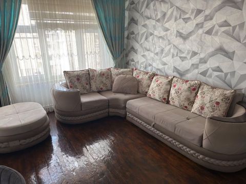 Divan+pufik 300azn satılır. Açılır bazalıdı ünvan Əhmədli (aml) — Bakı