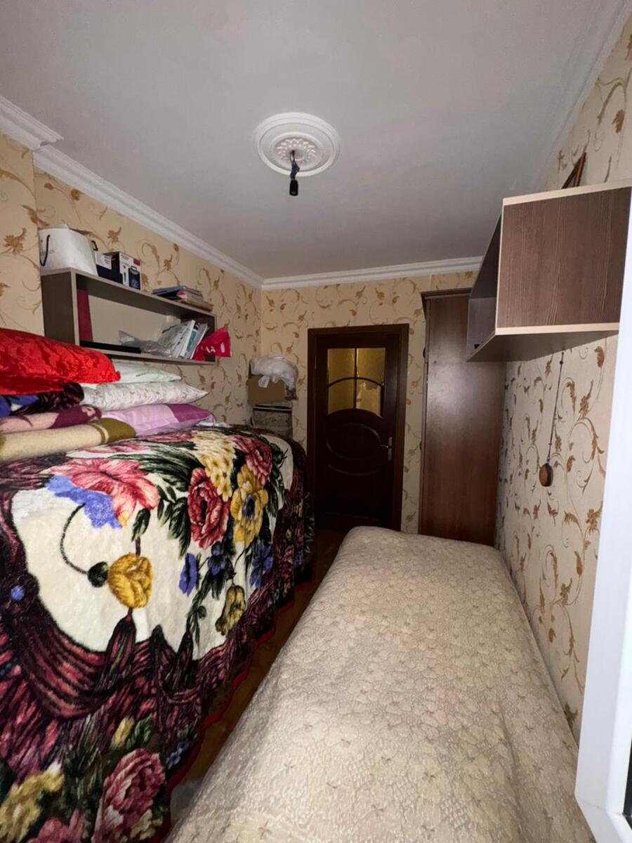 Satılır 4 otaqlı köhnə tikili 85 m² — Mənzil, Bakı (7)