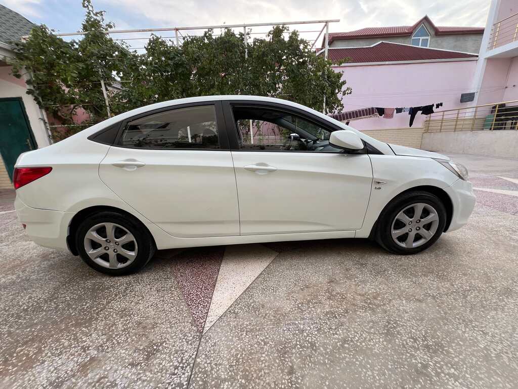 Hyundai Accent, 1.6 L, 2011 il, 195 000 km — Avtomobillər, Bakı (4)
