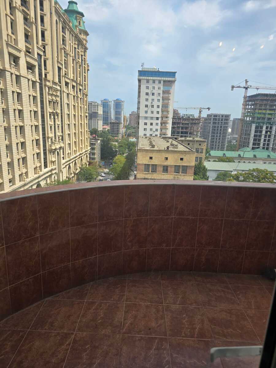 Satılır 3 otaqlı yeni tikili 130 m² — Mənzil, Bakı (8)