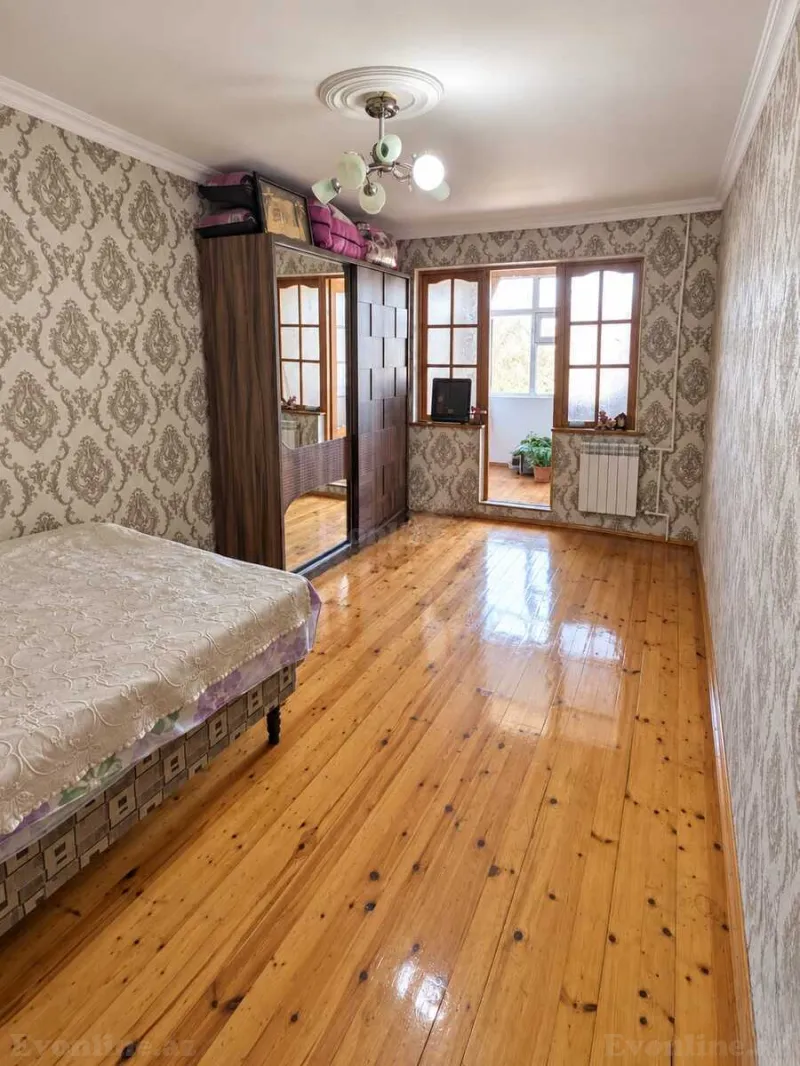 Satılır 4 otaqlı Mənzil Köhnə tikili 100 m² Bakı, Nizami r., Xalqlar Dostluğu m — Mənzil, Bakı (4)