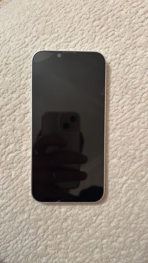 IPhone 13 — Digah