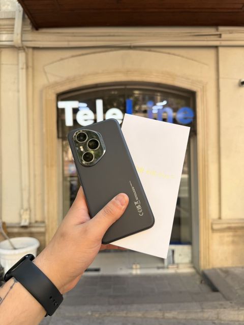 Honor 400 Pro, 512 GB, rəng - Qara, Zəmanət, Kredit, Sensor — Bakı