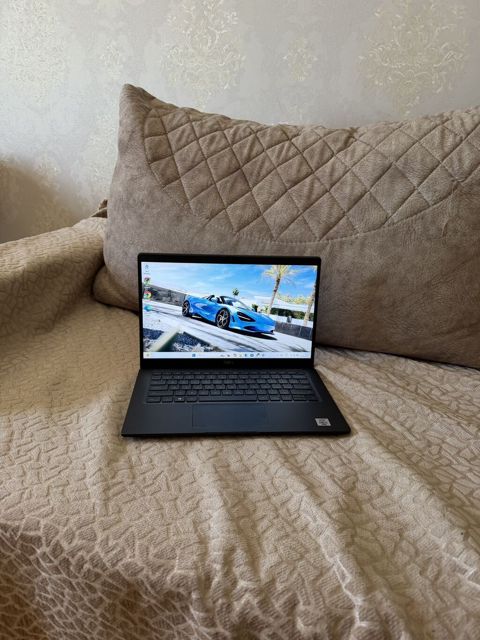 İşlənmiş Dell Latitude, 13.3 Intel Core i5, 256 GB, Ünvandan götürmə — Bakı