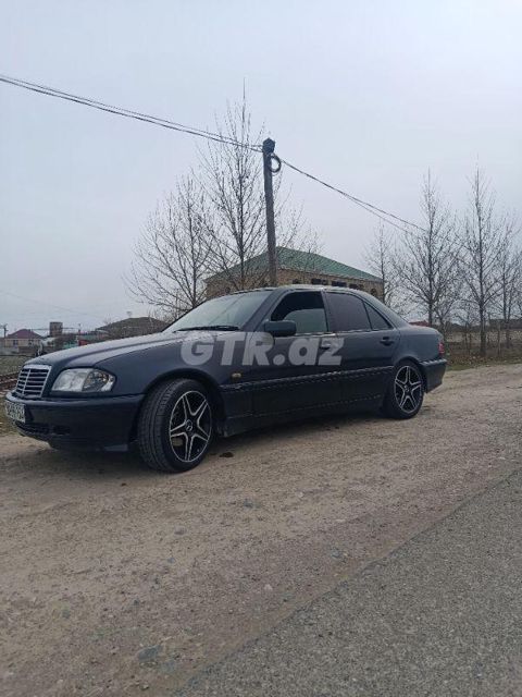 Mercedes B 220 2.0 L, 1999, 434 358 km — Ağstafa