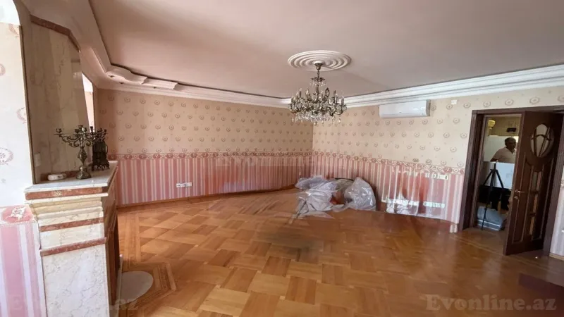Satılır 3 otaqlı Mənzil Köhnə tikili 90 m² Bakı, Yasamal r — Mənzil, Bakı (3)