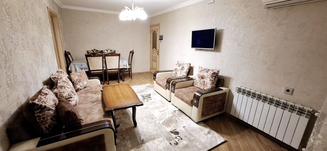 Satılır 2 otaqlı köhnə tikili 60 m² — Mənzil, Bakı (2)