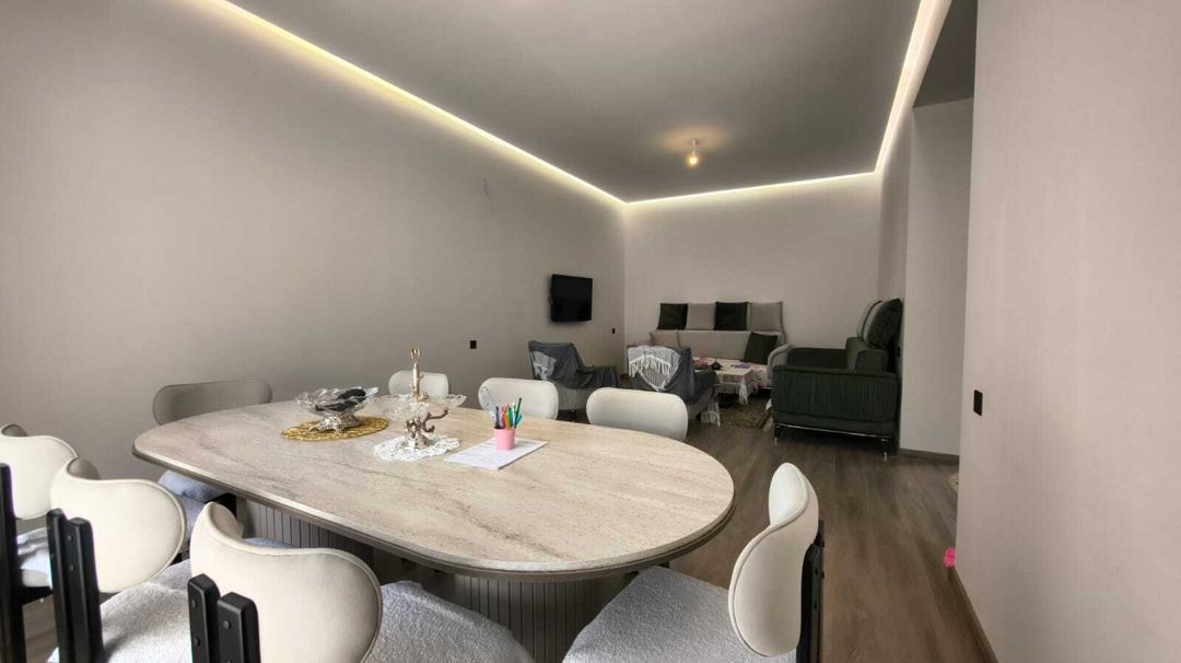 Satılır 4 otaqlı həyət evi/bağ evi 200 m² — Ev, villa, Bakı (5)