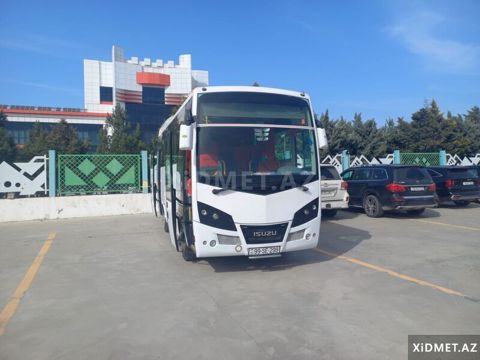 İsuzu Hyundai böyük avtobusların sifariş — Logistics