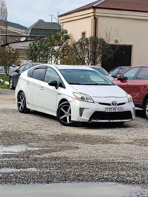 Toyota Prius, 2014 il — Bakı