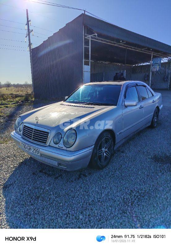 Mercedes E 230 2.3 L, 1995, 482 364 km 90-GR-299 — Avtomobillər, Quba (5)