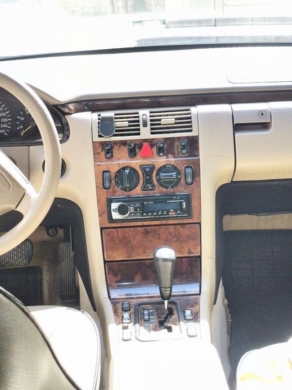 Mercedes E 280, 2.8 L, 1999 il, 528 000 km 77-BR-319 — Avtomobillər, Bakı (11)