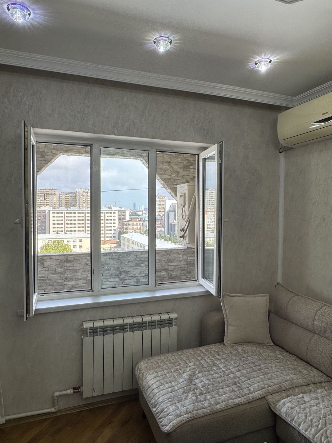 Satılır 3 otaqlı köhnə tikili 75 m² — Mənzil, Bakı (2)