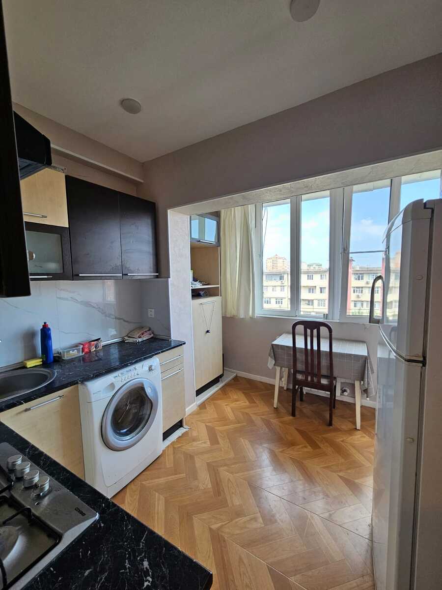 Satılır 4 otaqlı köhnə tikili 120 m² — Mənzil, Bakı (4)