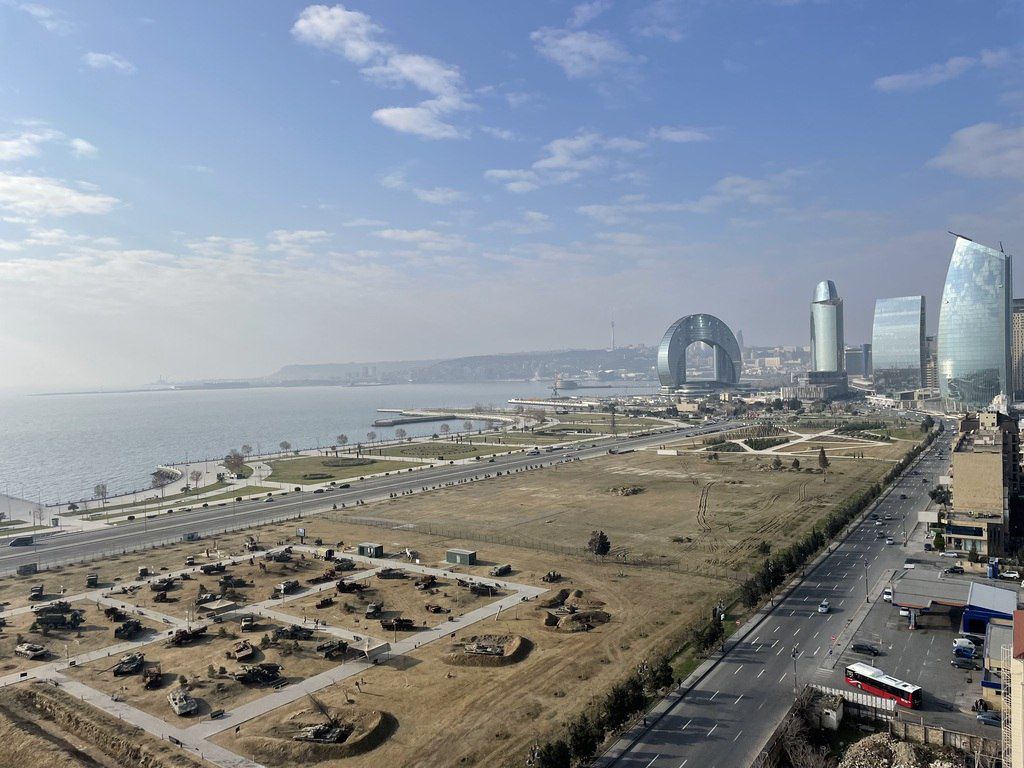 Satılır 3 otaqlı yeni tikili 200 m² — Mənzil, Bakı (2)