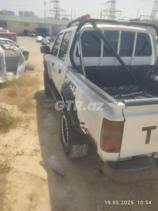 Toyota Hilux 2.5 L, 1994, 360 000 km — Avtomobillər, Bakı (2)