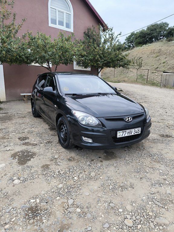 Hyundai i30, 1.4 L, 2009 il, 269 000 km 77-HV-346 — Avtomobillər, Qusar (2)