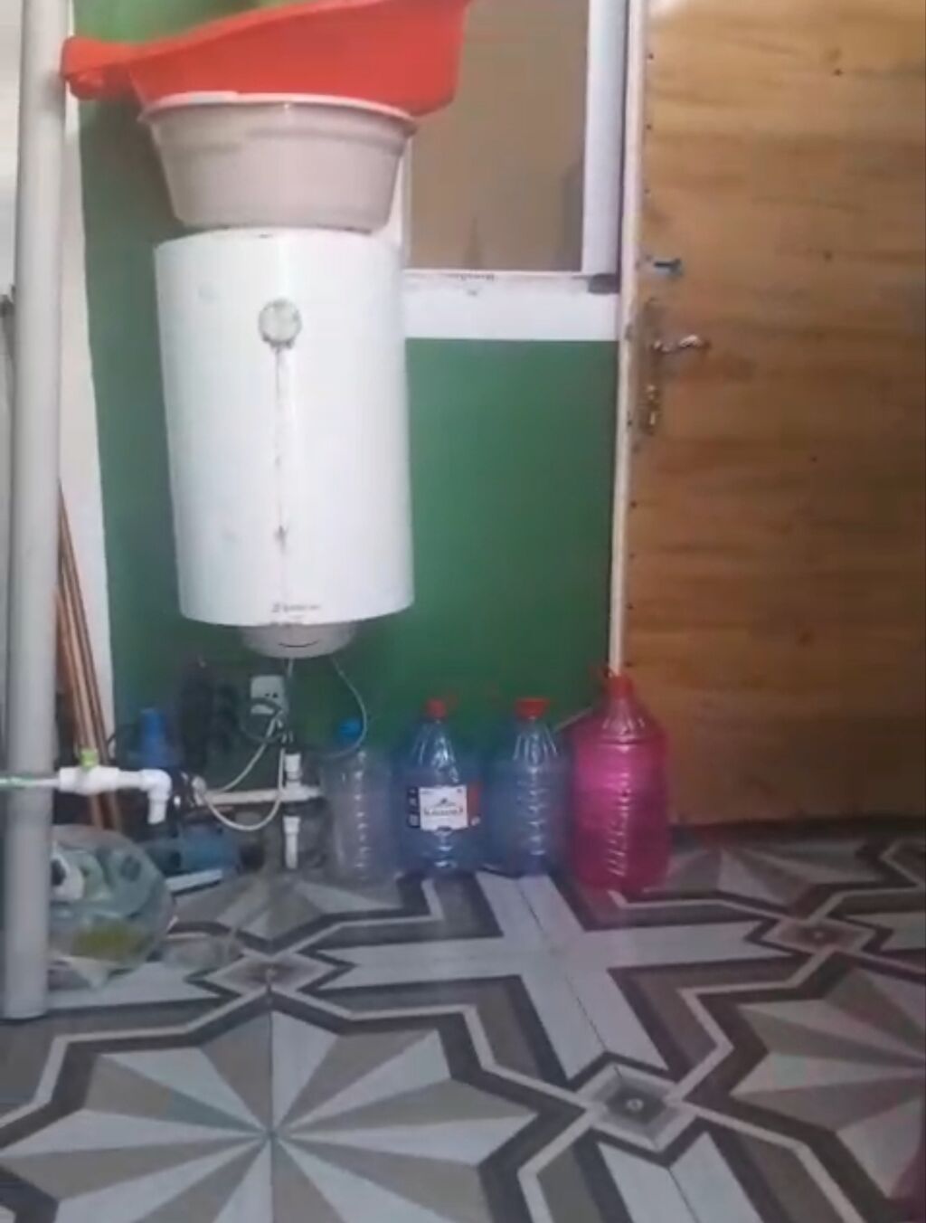 Satilir – 1 otaqlı həyət evi (studiyaya yaxın plan) - Yataq otağı — Mənzil, Oğuz (5)