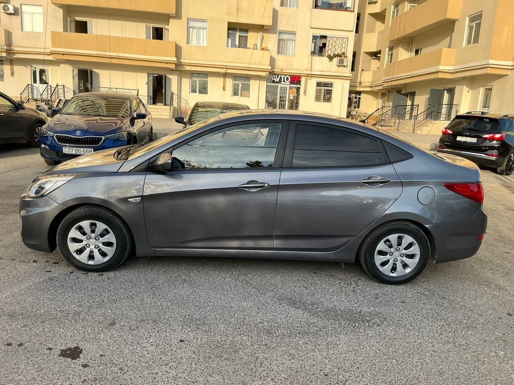 Hyundai Accent, 1.6 L, 2015 il, 285 000 km — Avtomobillər, Bakı (4)