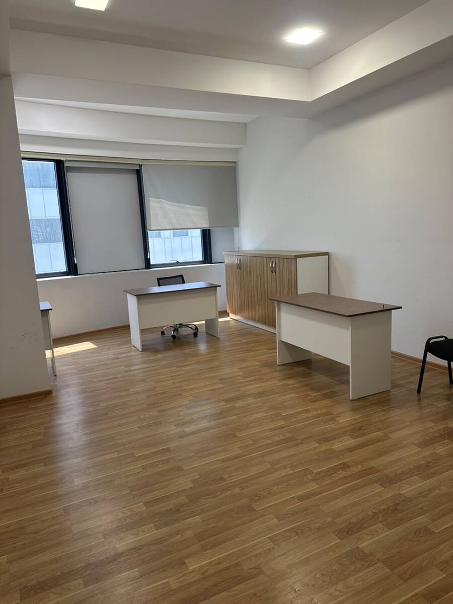 İcarəyə verilir 4 otaqlı ofis 240 m² — Ofis, Bakı (10)