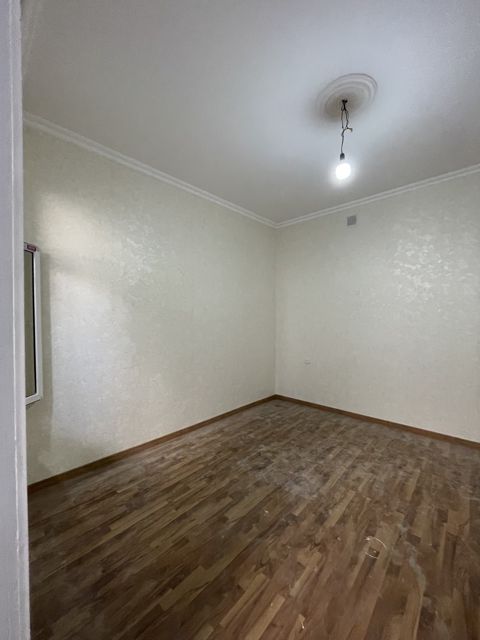 Satılır 1 otaqlı köhnə tikili 31 m² — Bakı