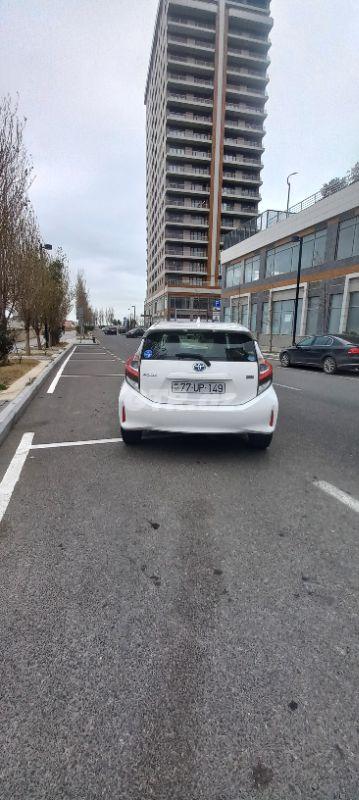 Toyota Aqua 1.5 L, 2019, 123 819 km 77-UP-149 — Avtomobillər, Bakı (5)