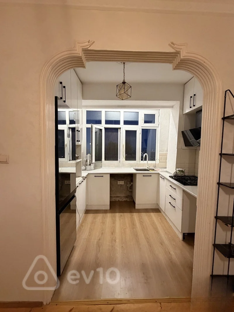 2 otaqlı mənzil, 45 m², yeni günəşli — kirayə — Mənzil, Bakı (4)
