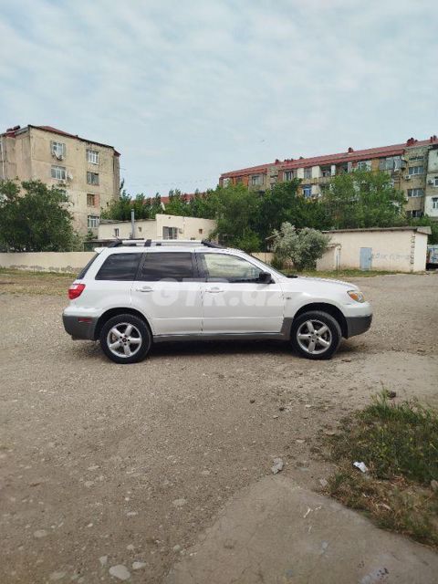 Mitsubishi Outlander 2.4 L, 2005, 341 000 km — Sumqayıt