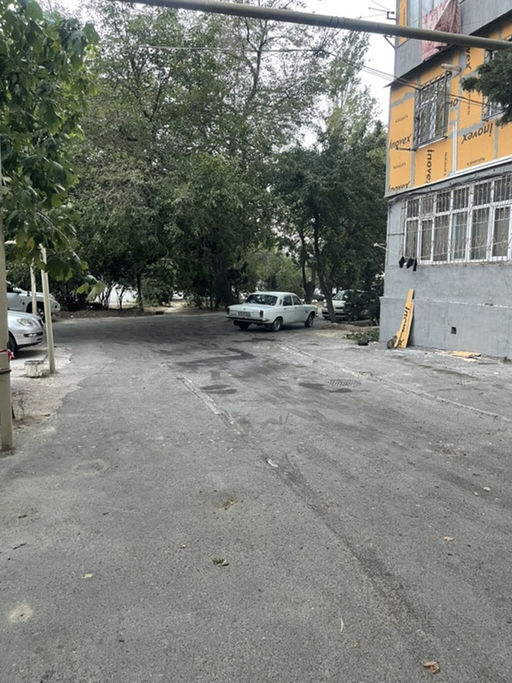 Bakı, 8-ci kilometr, 3 otaqlı, Köhnə tikili, m. Xalqlar Dostluğu, 100 kv. m — Mənzil, Bakı (3)