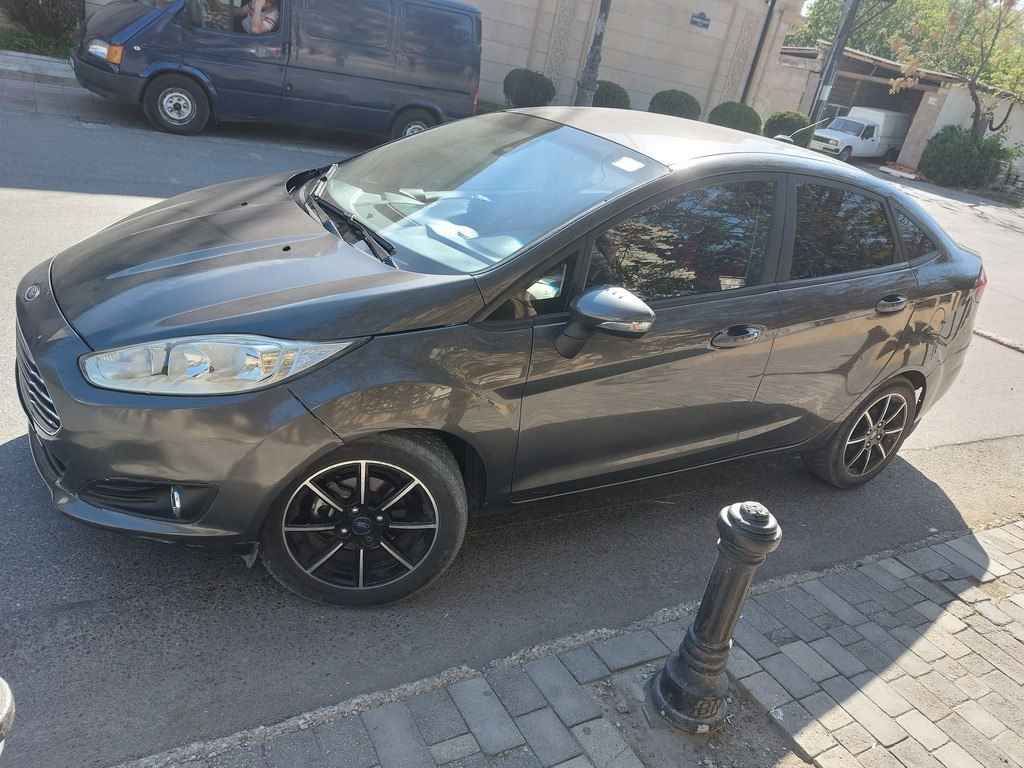 Ford Fiesta, 1.6 L, 2015 il, 104 000 km 99-UZ-240 — Avtomobillər, Bakı (11)