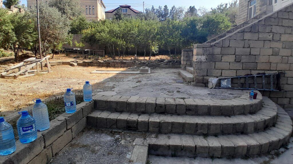 Villa, Badamdar qəs — Ev, villa, Bakı (2)