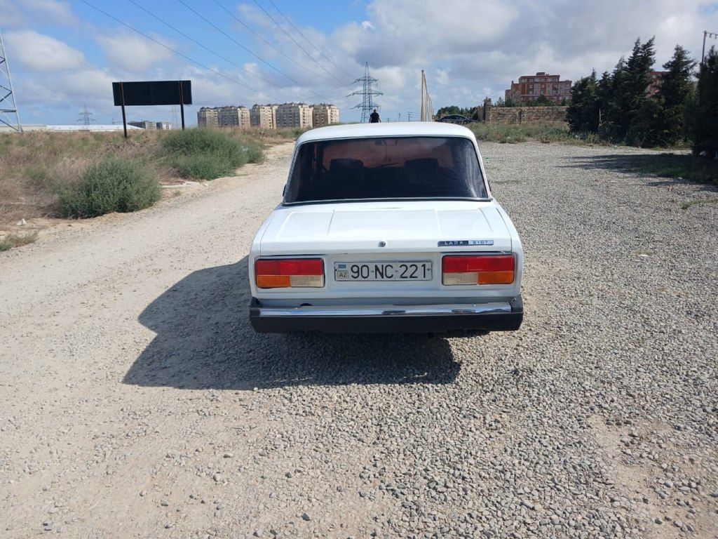 Lada (VAZ) 2107, 1.6 L, 2011 il, 25 000 km 90-NC-221 — Avtomobillər, Bakı (2)