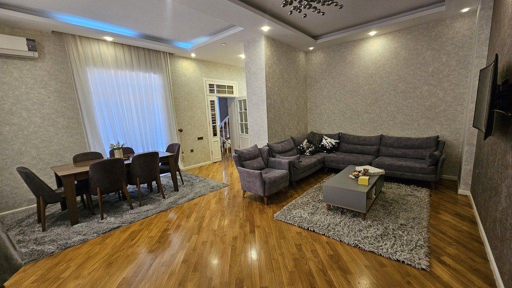 Satılır 7 otaqlı həyət evi/bağ evi 500 m² — Ev, villa, Bakı (4)