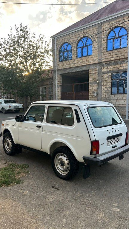Lada (VAZ) Niva, 1.7 L, 2009 il, 215 000 km 99-CB-184 — Avtomobillər, Gəncə (6)