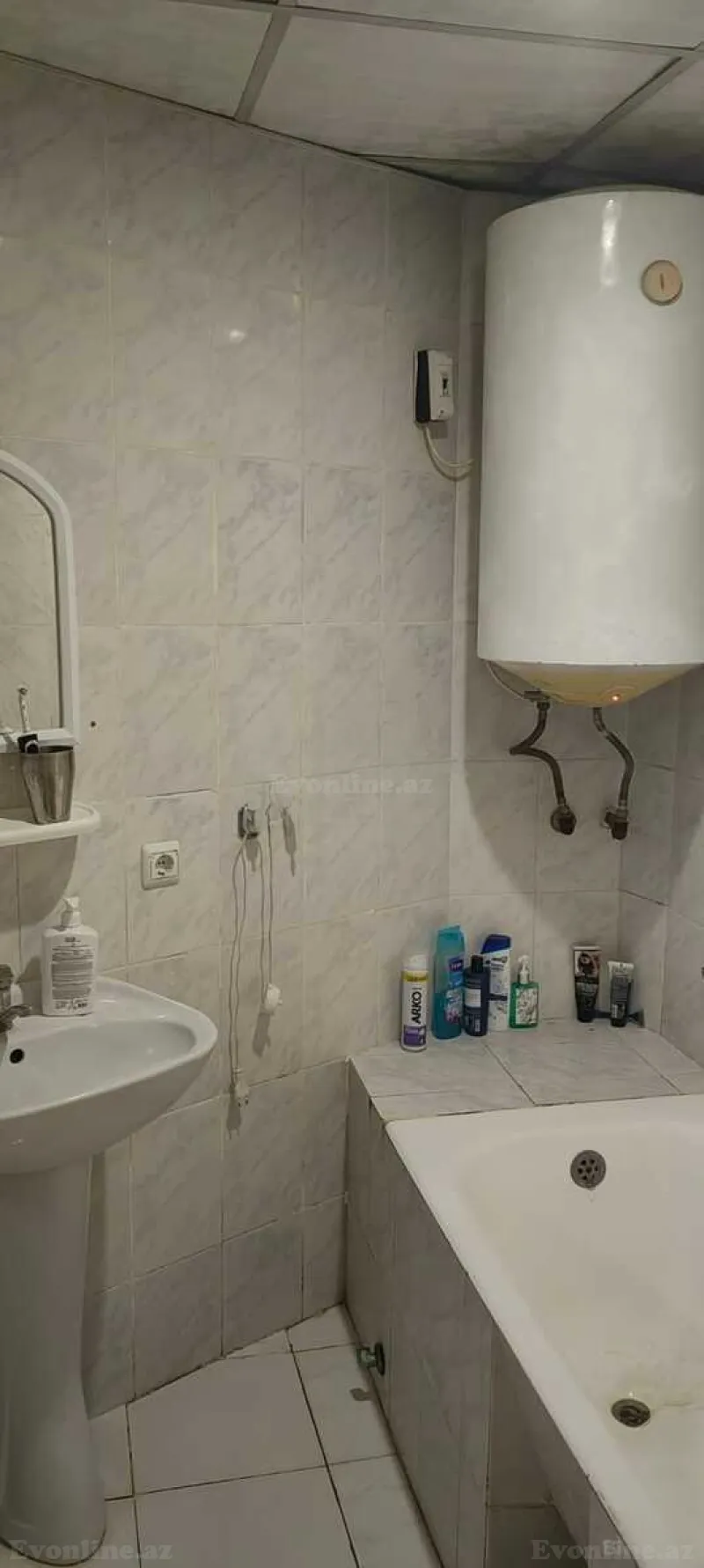 Satılır 2 otaqlı Mənzil Köhnə tikili 60 m² Bakı, Səbail r — Mənzil, Bakı (8)