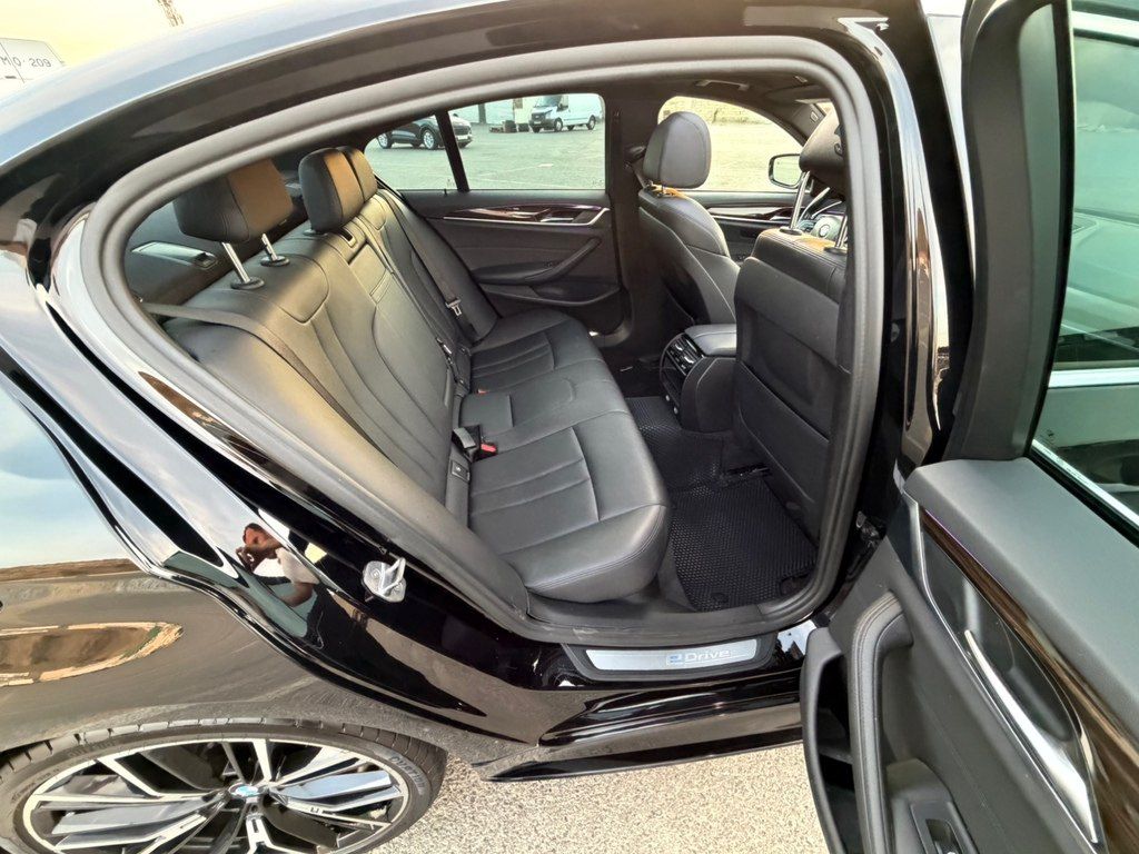 BMW 530e, 2.0 L, 12 kWh, 2018 il, 207 000 km 77-MO-209 — Avtomobillər, Bakı (11)