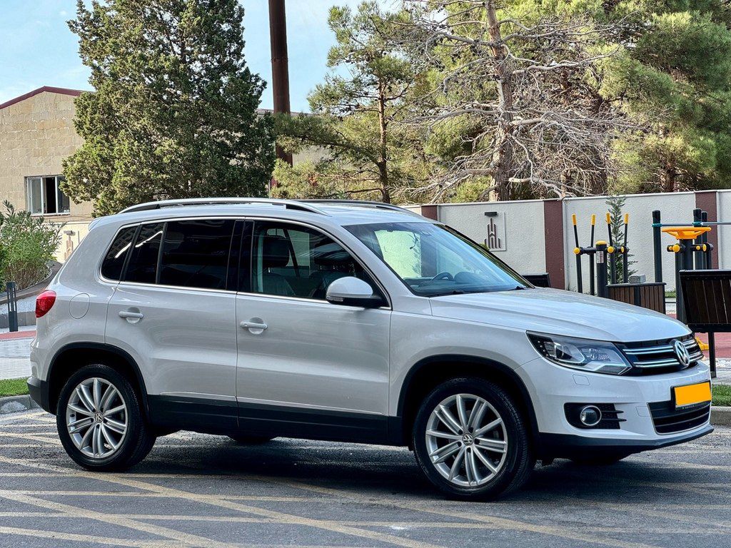 Volkswagen Tiguan, 2.0 L, 2011 il, 89 000 km — Avtomobillər, Bakı (8)