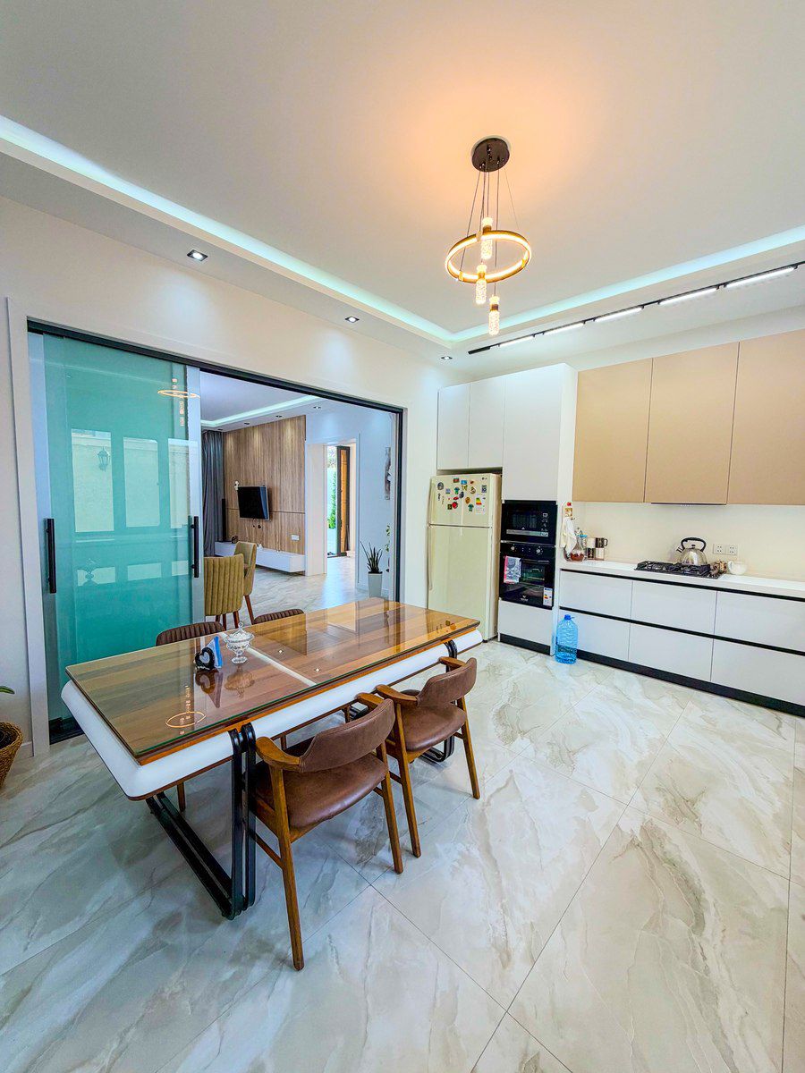 Satılır 6 otaqlı həyət evi/bağ evi 380 m² — Ev, villa, Bakı (10)