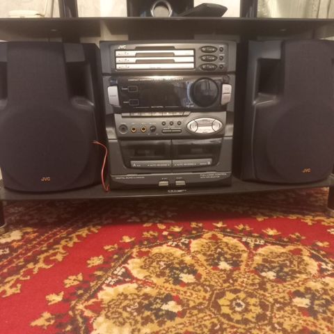 Orijinal JVC, tam işlək JVC mini hi-fi musiqi mərkəzi — Bakı