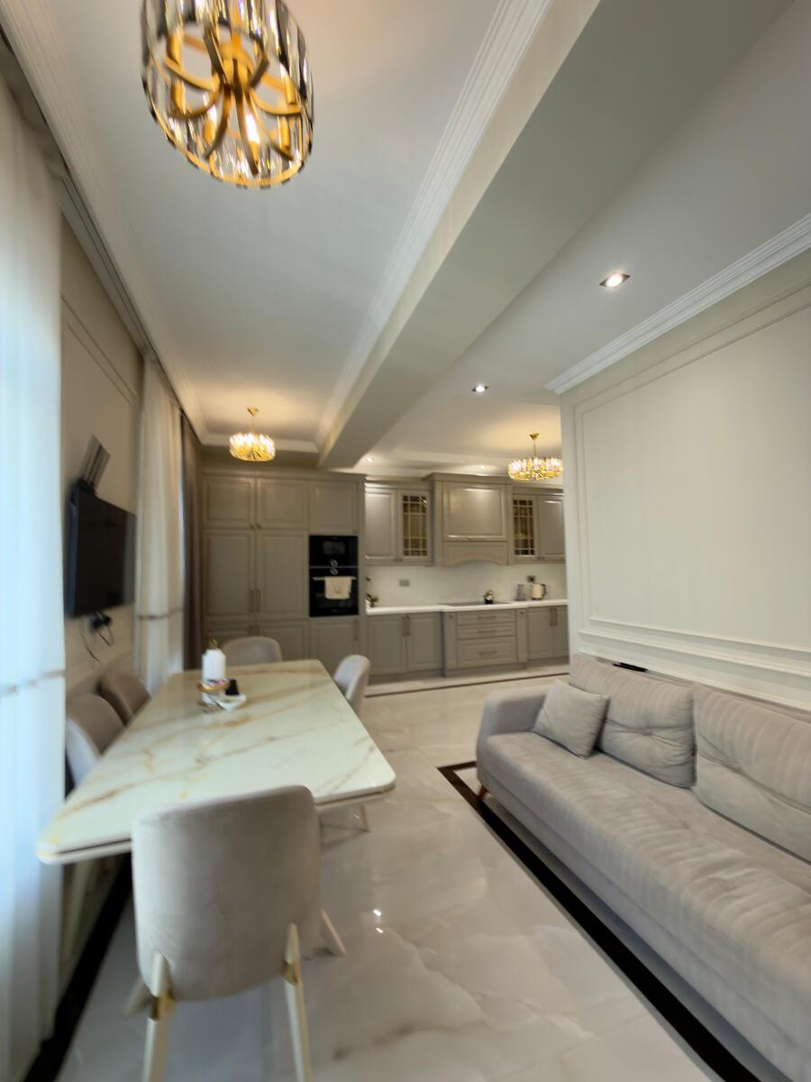 Satılır 4 otaqlı yeni tikili 210 m² — Mənzil, Bakı (8)