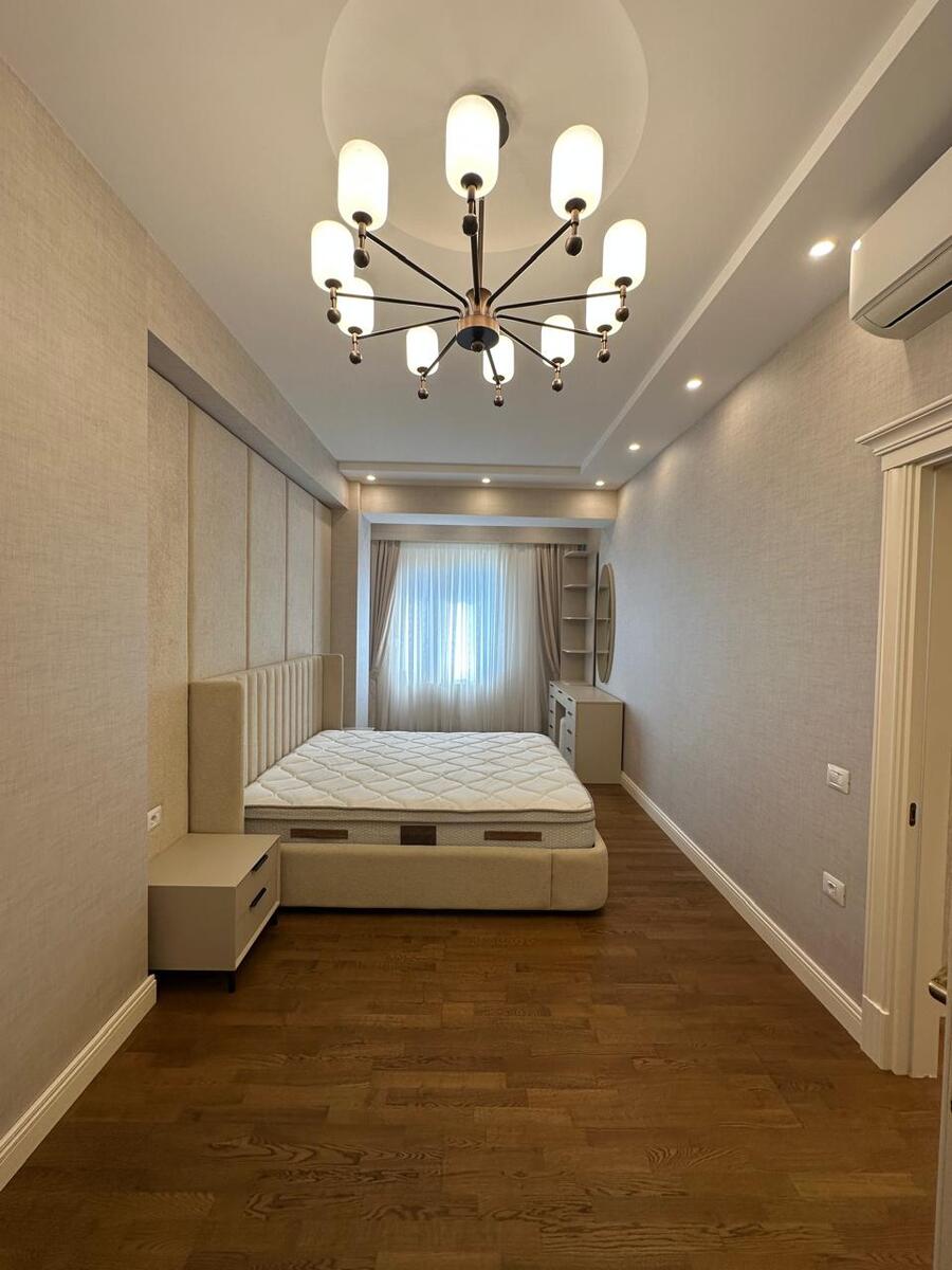 İcarəyə verilir 5 otaqlı yeni tikili 260 m² — Mənzil, Bakı (11)
