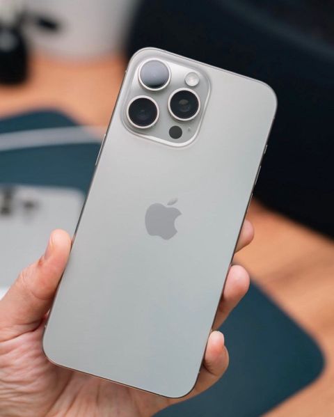 Apple iPhone 15 Pro Max Natural Titanium 256GB/8GB — Bakı
