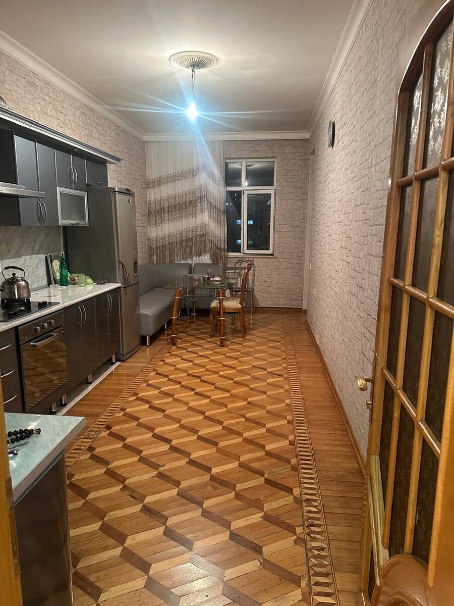 İcarəyə verilir 3 otaqlı yeni tikili 135 m² — Mənzil, Bakı (7)