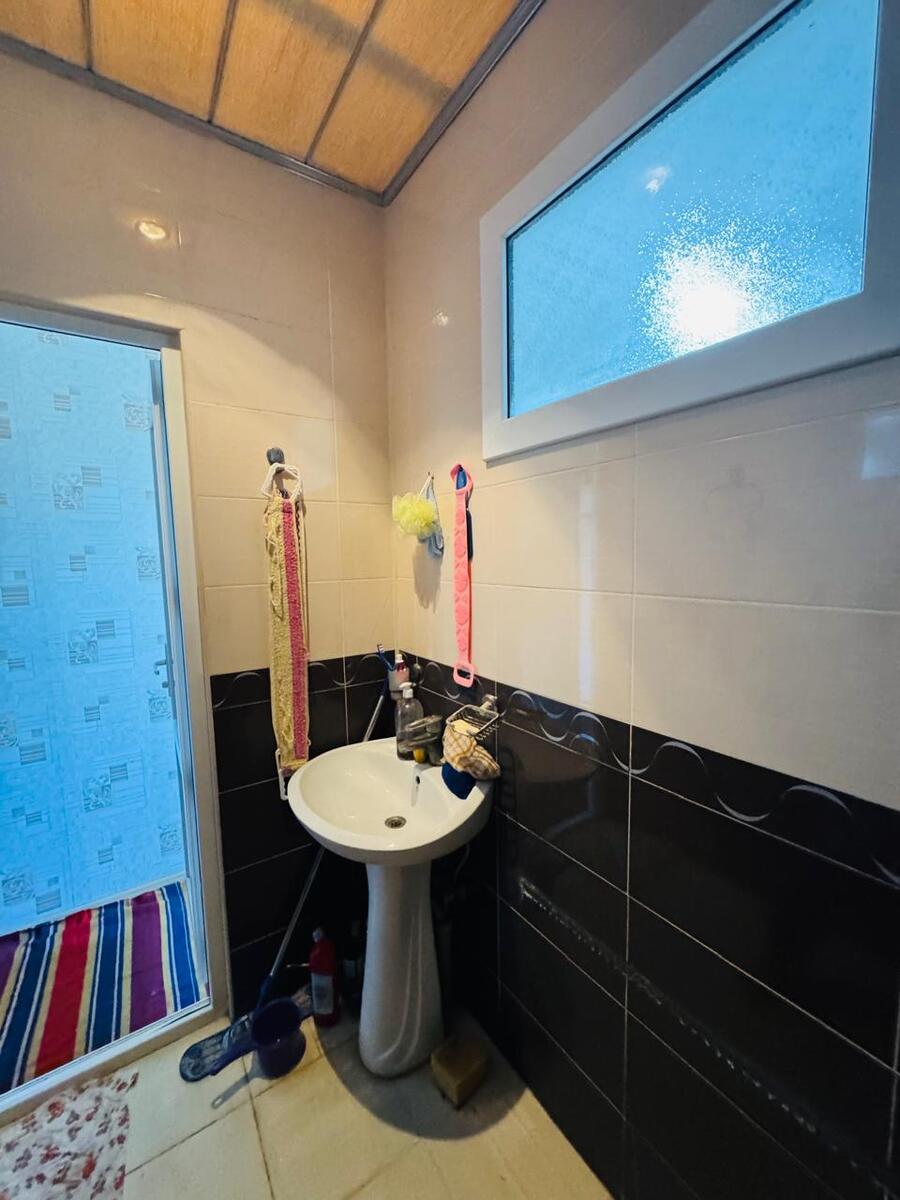 Satılır 4 otaqlı köhnə tikili 100 m² — Mənzil, Bakı (7)