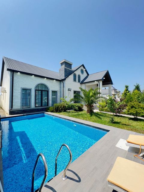 Satılır 5 otaqlı həyət evi/bağ evi 260 m² — Bakı