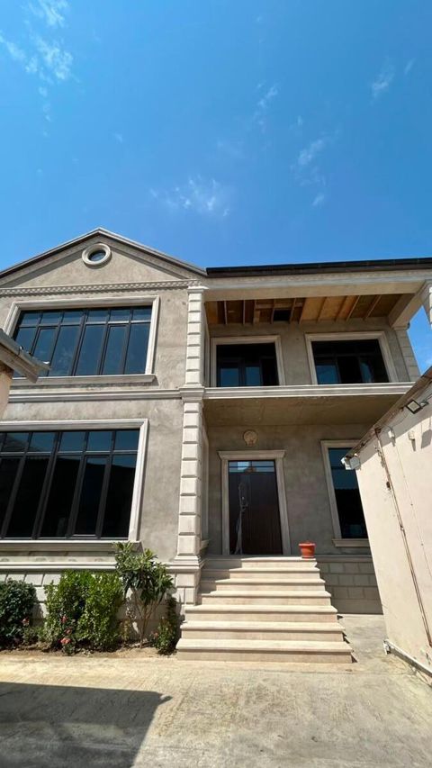 Satılır 5 otaqlı həyət evi/bağ evi 240 m² — Rovsen Bey
